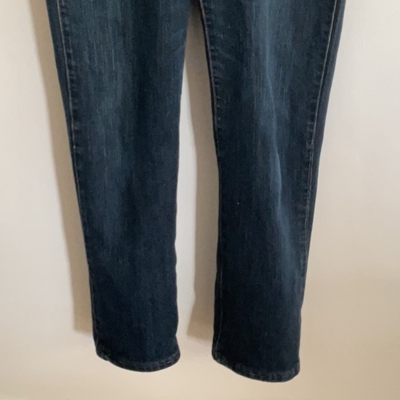Wrangler Blue Straight Leg Jeans with Iconic Stitching - Picture 4 of 8